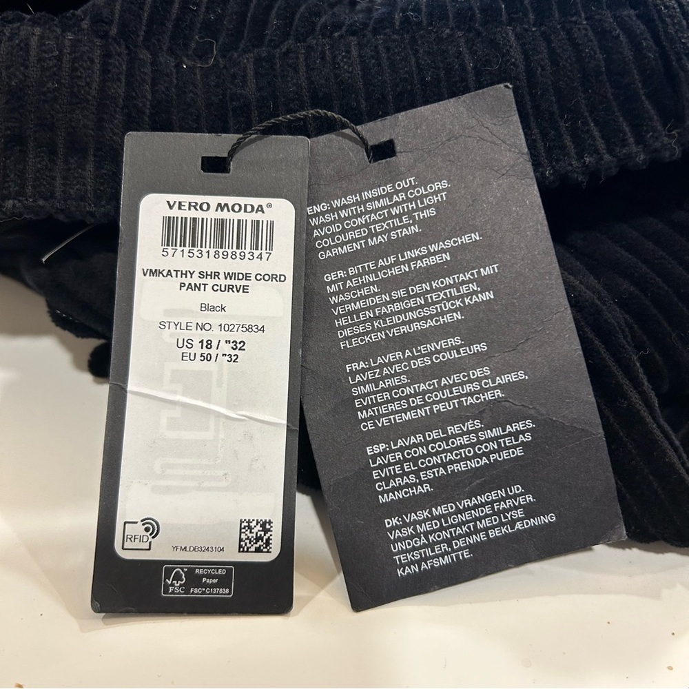 Vero Moda Curve Wide Leg Pants Sz.18  Black Wide Wale Corduroy Snaps Pockets NWT - Picture 3 of 15